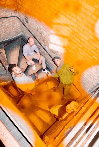 Band_7.png